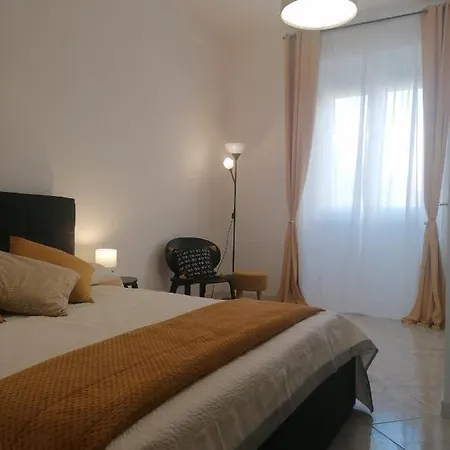 Vatican Walls アパート *